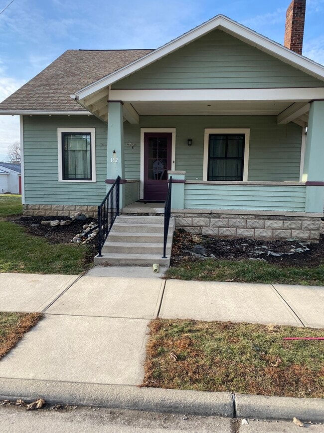 property at 142 N Main St