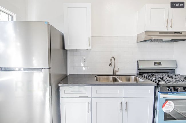 816 S Park View St in Los Angeles, CA - Building Photo - Building Photo