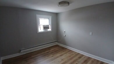 7819 Wise Ave, Unit B in Dundalk, MD - Building Photo - Building Photo