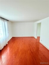 79 E Toulon Dr in Cheektowaga, NY - Building Photo - Building Photo