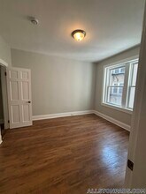 1185 Commonwealth Ave in Boston, MA - Building Photo - Building Photo