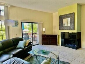 2601 S Broadmoor Dr in Palm Springs, CA - Building Photo - Building Photo