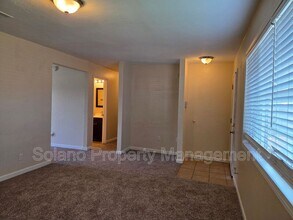 232 Elwood St in Suisun City, CA - Building Photo - Building Photo