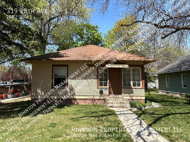 property at 319 15th Ave S