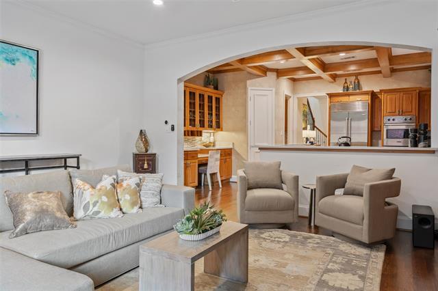 property at 3445 Shenandoah St