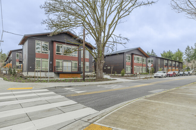 The Oliver in Bainbridge Island, WA - Building Photo - Building Photo