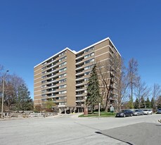 Cloisters of the Don in Toronto, ON - Building Photo