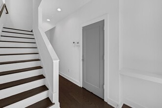 1405 Sylvester Rd in Houston, TX - Building Photo - Building Photo