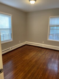 149 Rowe St, Unit 2 in Boston, MA - Building Photo - Building Photo