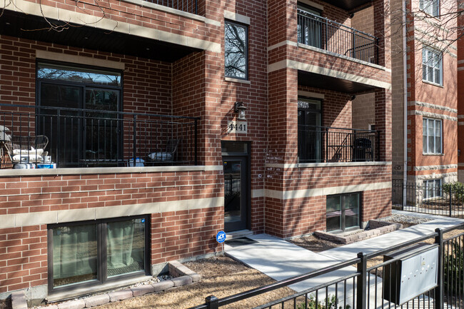 4441 N Ashland Ave in Chicago, IL - Building Photo - Building Photo