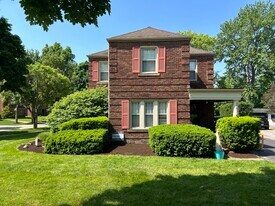 2638 Fenwick Rd in University Heights, OH - Building Photo