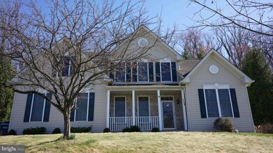 113 Wagon Trail Way in Downingtown, PA - Building Photo - Building Photo