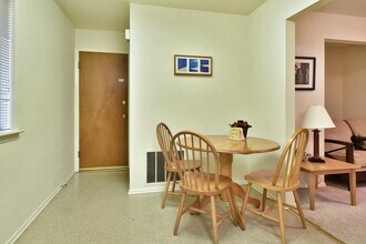 712 Bergen St in Harrison, NJ - Building Photo - Building Photo