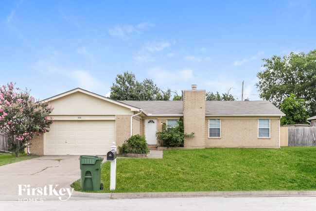 property at 505 S Waxahachie St