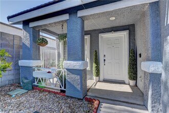6653 Sweetzer Way in Las Vegas, NV - Building Photo - Building Photo
