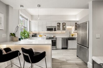 45 St Botolph St in Boston, MA - Building Photo - Building Photo