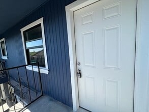 3114 Rosario St in Laredo, TX - Building Photo - Building Photo