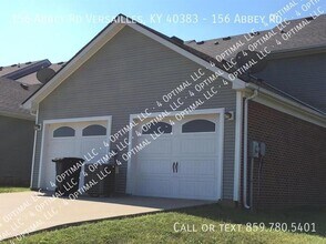 156 Abbey Rd in Versailles, KY - Building Photo - Building Photo