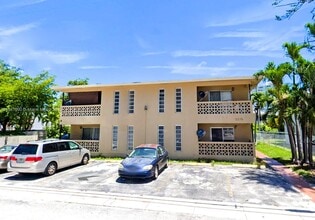 12275 NE 19th Ave in North Miami, FL - Building Photo - Building Photo