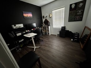 6512 Trident Ct in Fort Worth, TX - Foto de edificio - Building Photo