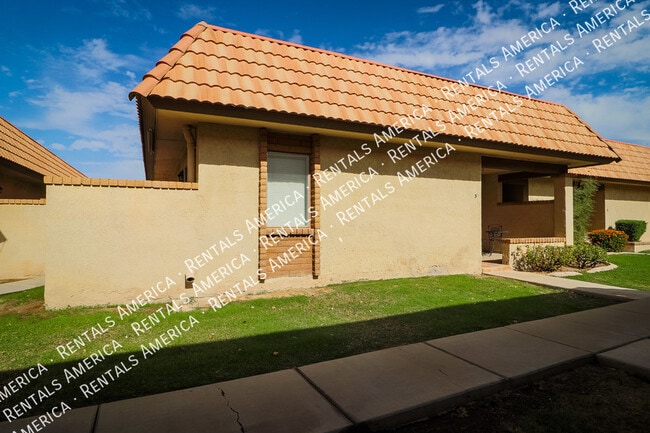 195 N Cottonwood St in Chandler, AZ - Foto de edificio - Building Photo