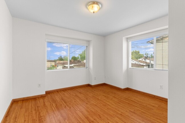 property at 2508 Alhambra Rd