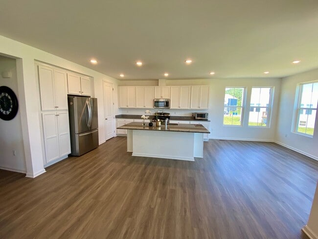 8 N Durham Dr in Howell, NJ - Building Photo - Building Photo