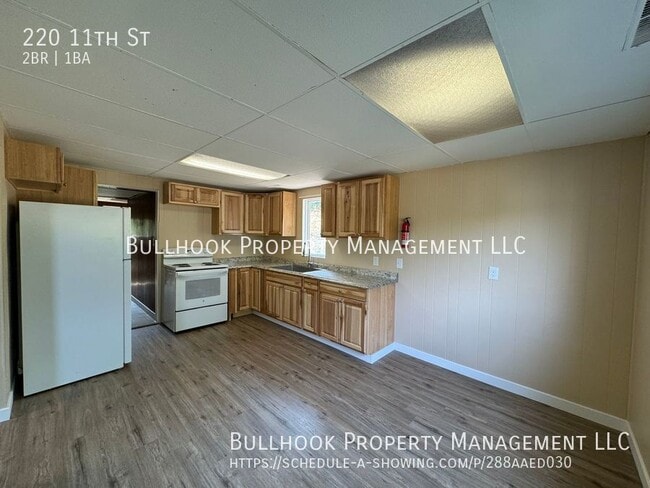 220 11th St in Havre, MT - Building Photo - Building Photo