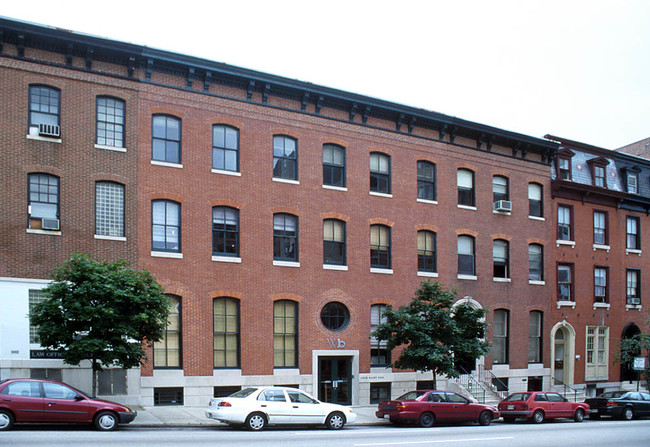 1025 St. Paul St in Baltimore, MD - Foto de edificio - Building Photo