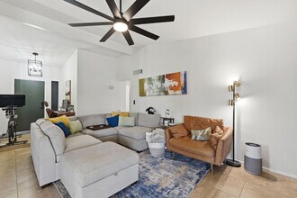 2051 E Pueblo Ave in Mesa, AZ - Building Photo - Building Photo