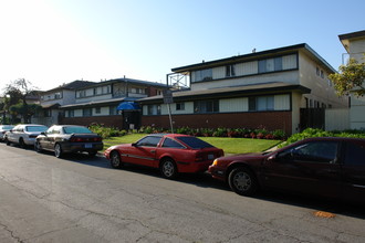 The El Segundo in Gardena, CA - Building Photo - Building Photo