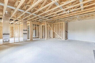 113 Cathy Jean Ct in Waterloo, IA - Building Photo - Building Photo