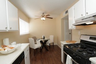 Vista Village Apartments