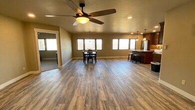 1785 Broadway, Unit Loft Apartment in Grand Junction, CO - Building Photo - Building Photo