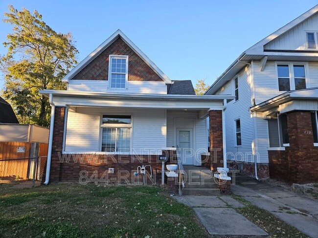 308 E Iowa St in Evansville, IN - Foto de edificio - Building Photo