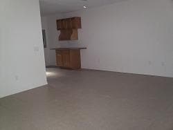 21 NW 8th St in Chiefland, FL - Foto de edificio - Building Photo