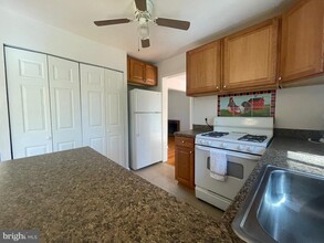 8701 Parliament Dr in Springfield, VA - Building Photo - Building Photo
