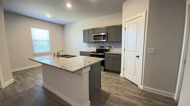 16940 Jigsaw Jct in Oklahoma City, OK - Building Photo - Building Photo