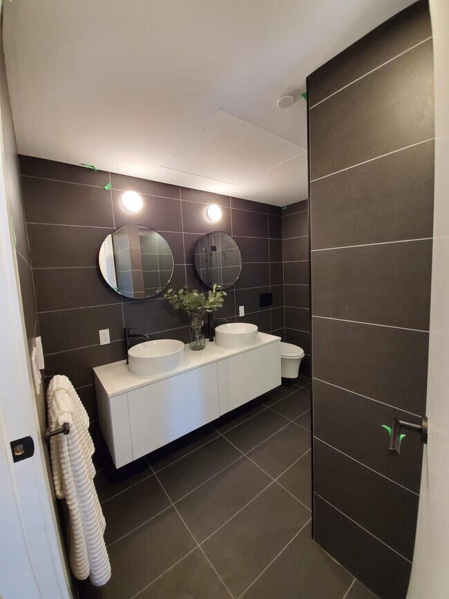 5058 Joyce St in Vancouver, BC - Building Photo - Building Photo