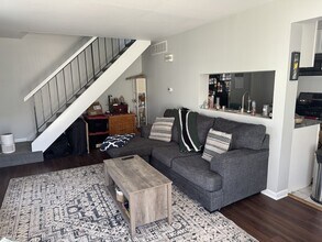 362 Farmington Ln in Vernon Hills, IL - Foto de edificio - Building Photo