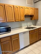 27 W Front St in Red Bank, NJ - Building Photo - Building Photo