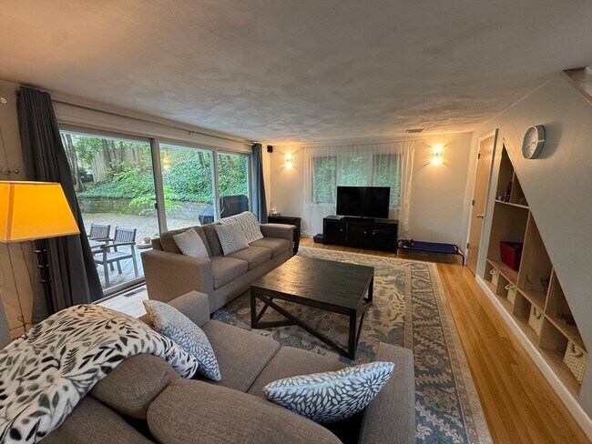 45 Dexter Rd in Newton, MA - Building Photo - Building Photo