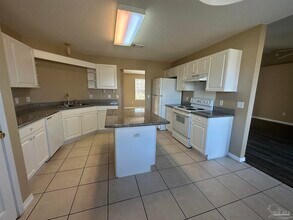 2028 Coral Reef Rd in Pensacola, FL - Building Photo - Building Photo