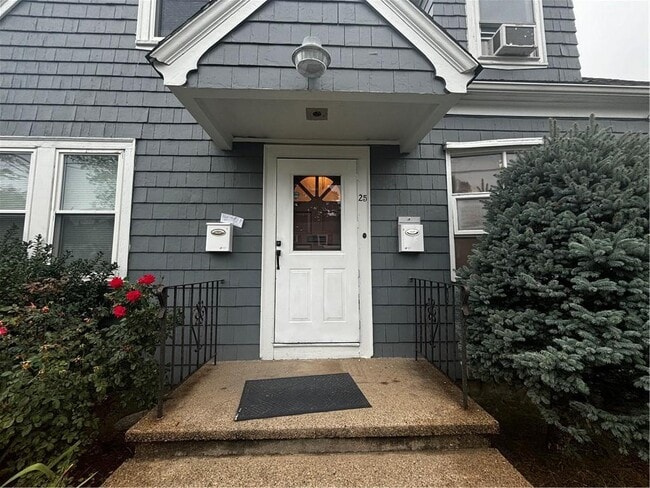 property at 25 Hymer St