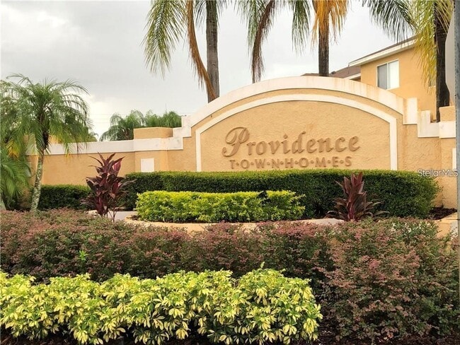2113 Fluorshire Dr in Brandon, FL - Building Photo - Building Photo