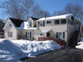 6 Cart Path, Unit 2 in Framingham, MA - Building Photo