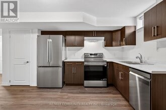 95 Westcott Rd in Welland, ON - Building Photo - Building Photo