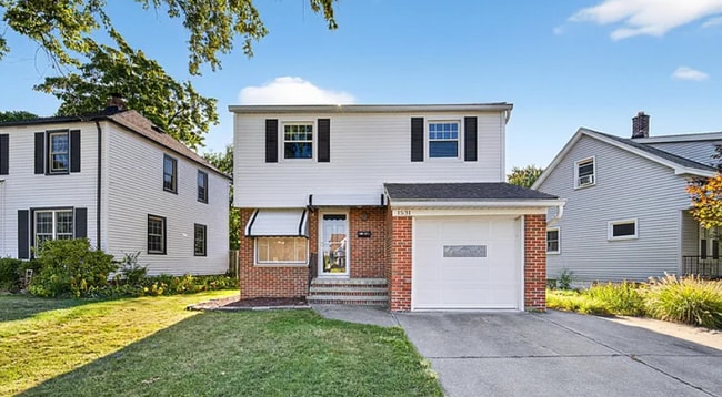 property at 1531 Crestwood Rd