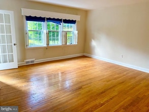 8139 Clyde Bank Rd in Towson, MD - Building Photo - Building Photo