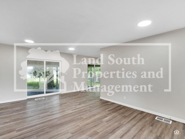 905 14th St NE in Winter Haven, FL - Building Photo - Building Photo